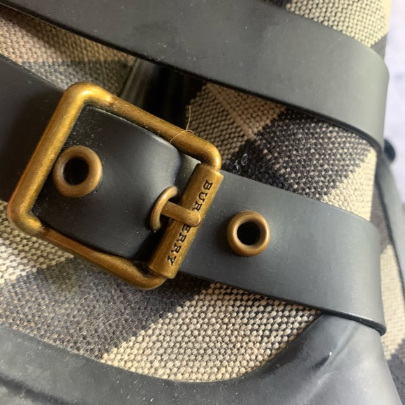 Burberry rain boot - Picture 4 of 5